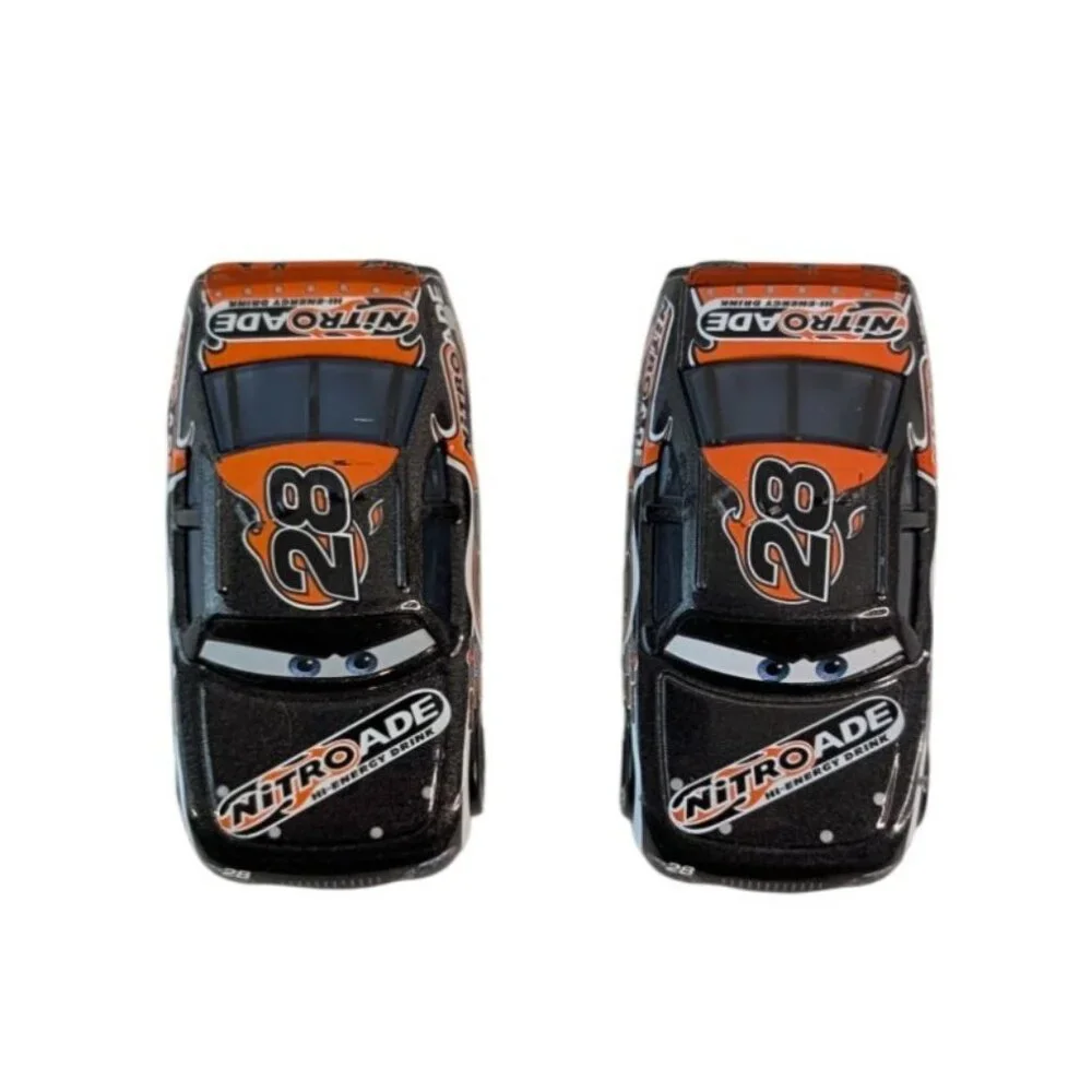 Disney Pixar‎ Cars Nitroade #28 Aiken Axler Race Cars w/Pit Crew Pitty